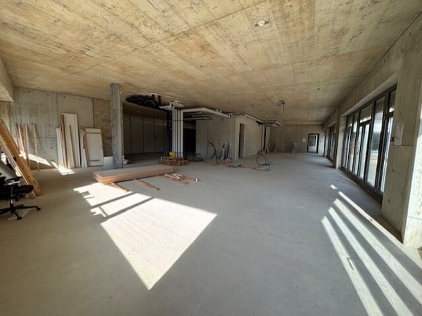 Delémont, surface commerciale à aménager 335 m2 en centre ville 1