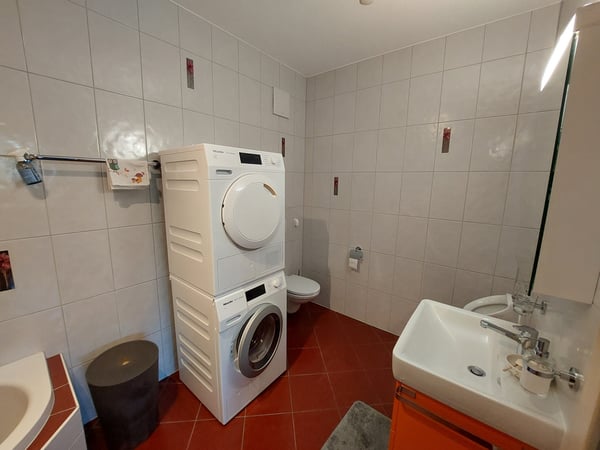 Delémont, magnifique appartement 3.5 pces plein pieds 11