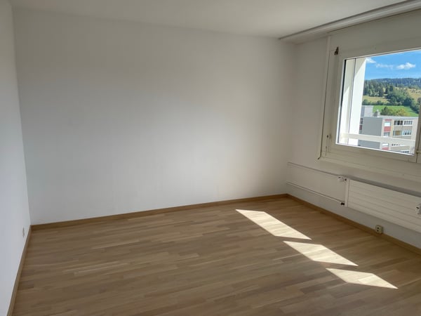 APPARTEMENT 3.5 RENOVE AVEC BALCON ET ASCENSEUR 6