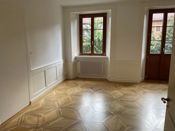 JOLI APPARTEMENT 82 M2 DE 2 PIECES CENTRE VILLE AVEC BALCON 3