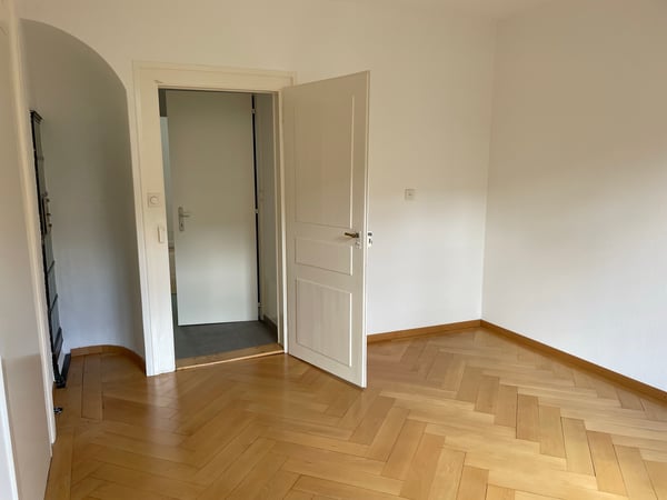 JOLI APPARTEMENT 82 M2 DE 2 PIECES CENTRE VILLE AVEC BALCON 6