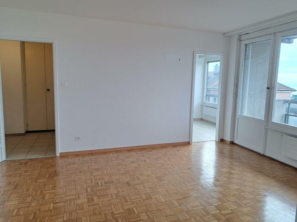 APPARTEMENT 2.5 PIECES 56 M2 AVEC BALCON ET ASCENSEUR 3