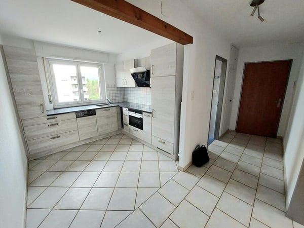 APPARTEMENT DE 3.5 PIECES RENOVE 2EME ETAGE AVEC BALCON 1