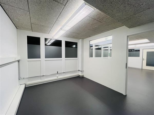 Büroraum/Lagerraum direkt am Bahnhof Oensingen! 3