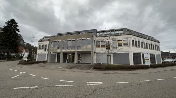 Büroraum/Lagerraum direkt am Bahnhof Oensingen! 1