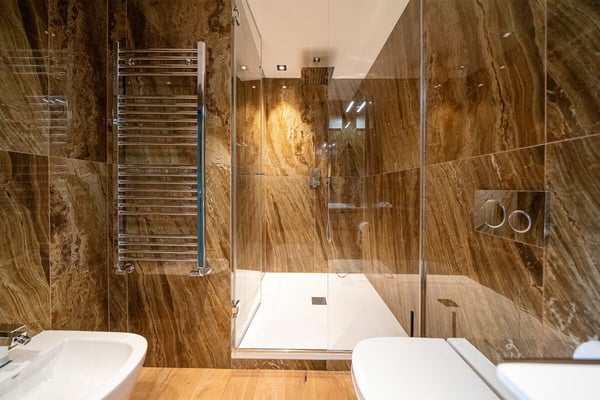 Chesa Suot Brattas - Renovierte 4.5-Zimmer-Wohnung 10