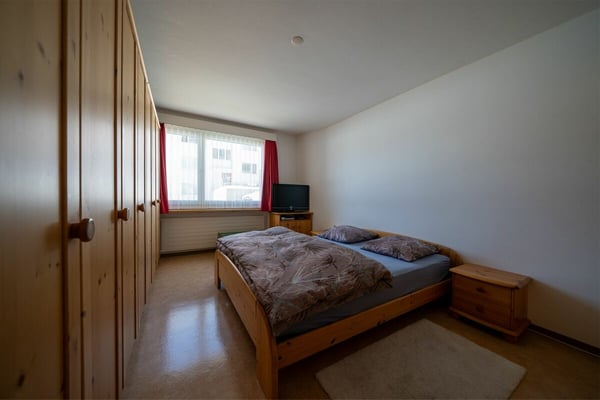 Chesa Muntarütsch - Helle 4-Zimmerwohnung mit Südbalkon und freier Bergsicht 9