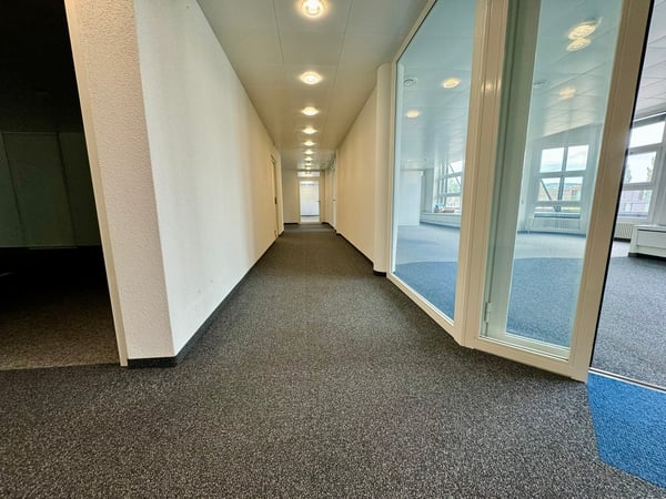 Attraktive Büroflächen mit Seesicht - befristet bis 31.12.2026 2