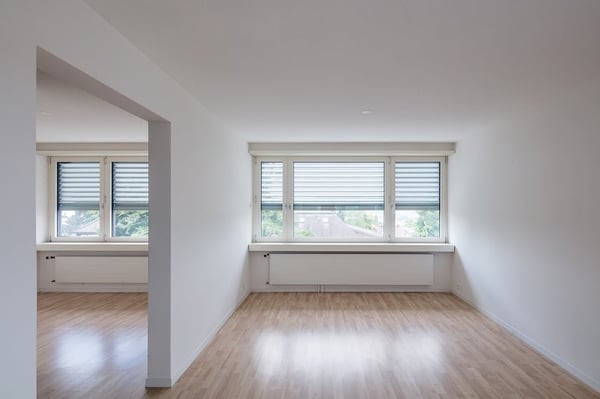 Helle Alterswohnung mit Aussicht in Zürich 3