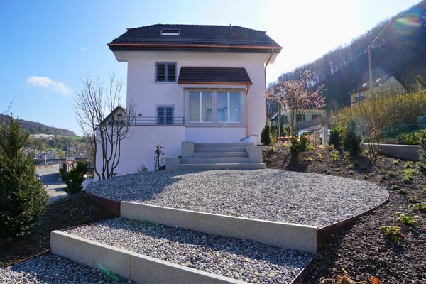 Ein Zuhause mit Charakter - stilvoll saniert, hochwertig ausgebaut und mit traumhaftem Garten 3
