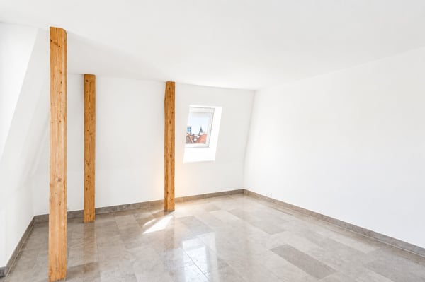 Attraktive 3.5-Zimmer-Dachwohnung mit privater Dachterrasse und Weitblick über Zürich und den Zürichsee 8