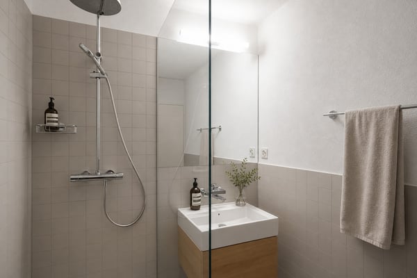 lichtdurchflutete Traumwohnung mit über 250m² Dachterrasse in Zürich-Höngg 5