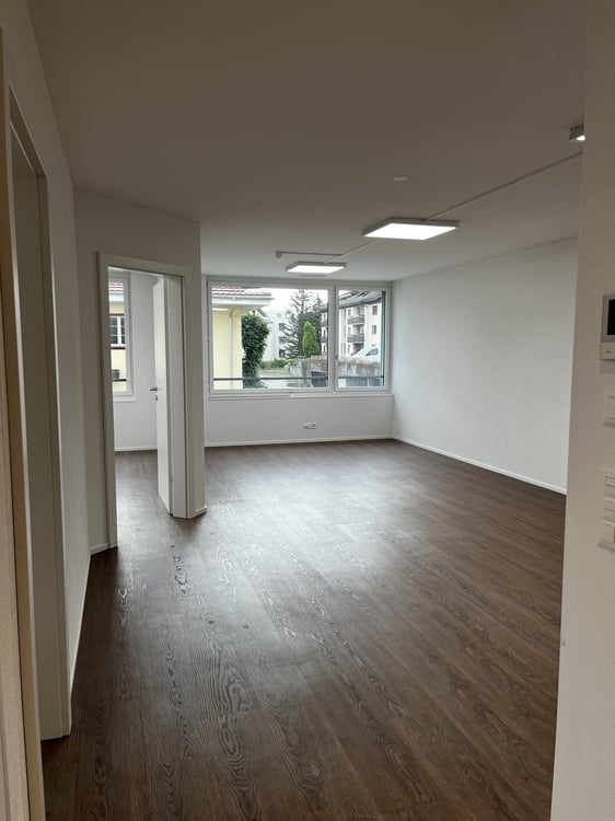 ausgebaute Büro oder Schule 9