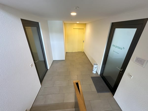 ausgebaute Büro oder Schule 13