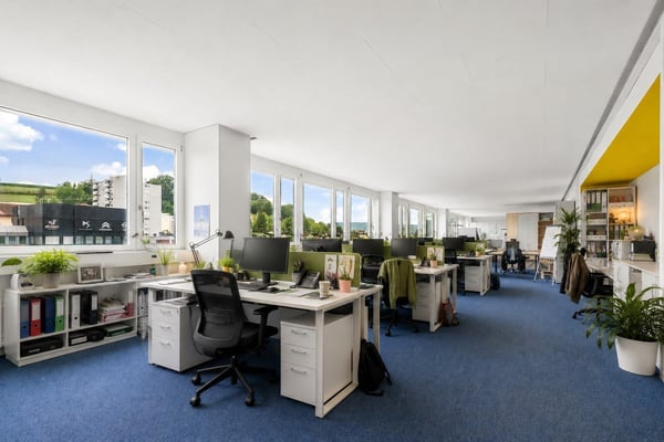 Fertig ausgebaute Bürofläche sofort bezugsbereit 1