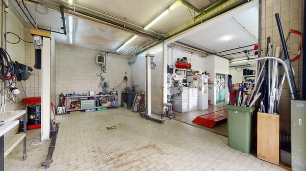 Vielseitiges Wohn- und Geschäftshaus mit Charme 6