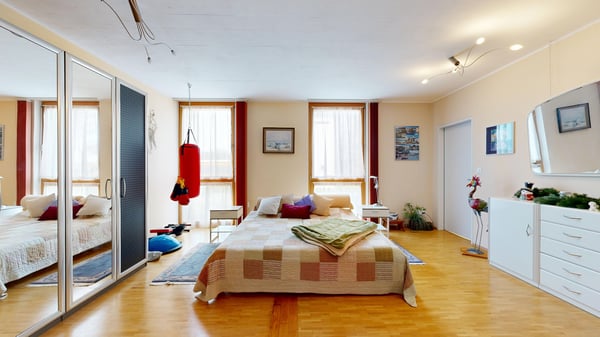 4.5 Zimmer Etagenwohnung mit grosszügigem Balkon 3