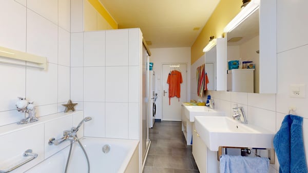 4.5 Zimmer Etagenwohnung mit grosszügigem Balkon 11