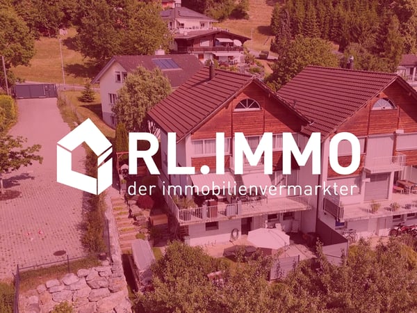 Exklusive 6.5 Zimmer Doppelhaushälfte an ruhiger Lage in Eichberg zu v 1