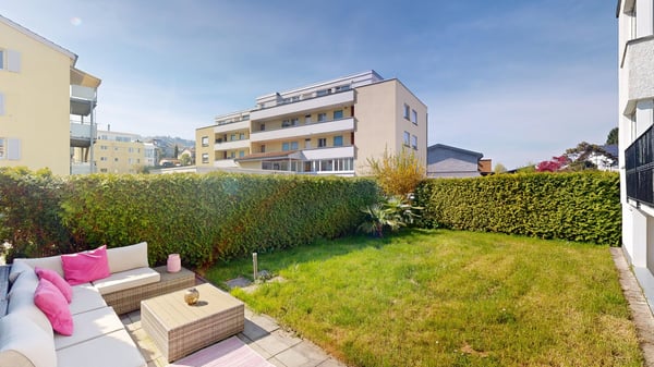 6.5 Zimmer Doppelhaushälfte mit eigenem Garten und Studio 3