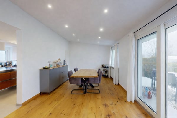 6.5 Zimmer Doppelhaushälfte mit eigenem Garten und Studio 8