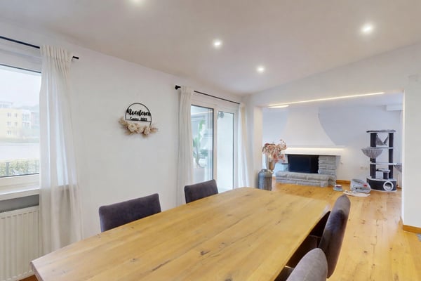 6.5 Zimmer Doppelhaushälfte mit eigenem Garten und Studio 9