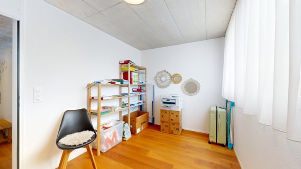 Helle 4.5 Zimmer Wohnung in Montlingen 7