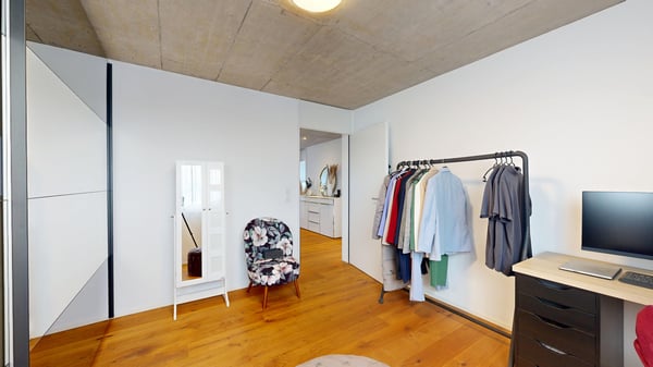 Helle 4.5 Zimmer Wohnung in Montlingen 10