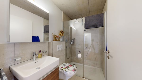Helle 4.5 Zimmer Wohnung in Montlingen 13