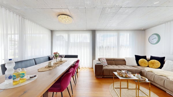 Helle 4.5 Zimmer Wohnung in Montlingen 3