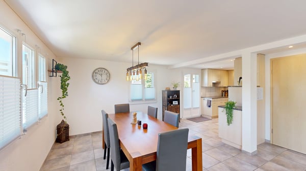 Attraktives 5.5 Zimmer Einfamilienhaus an zentraler Wohnlage 7
