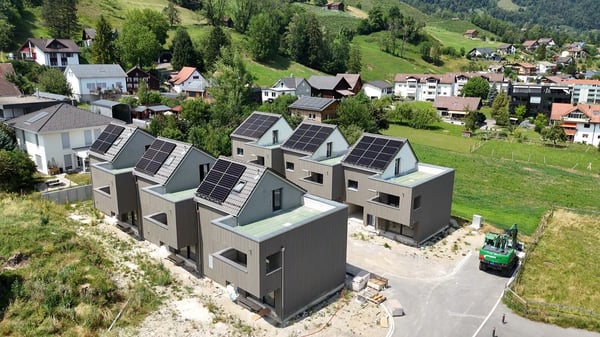 Neubau: Modernes Reiheneinfamilienhaus in Sax zu kaufen 1