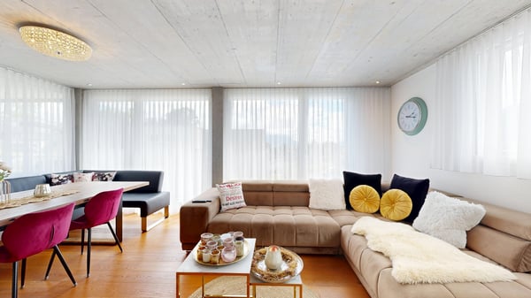 Helle 4.5 Zimmer Wohnung in Montlingen 2