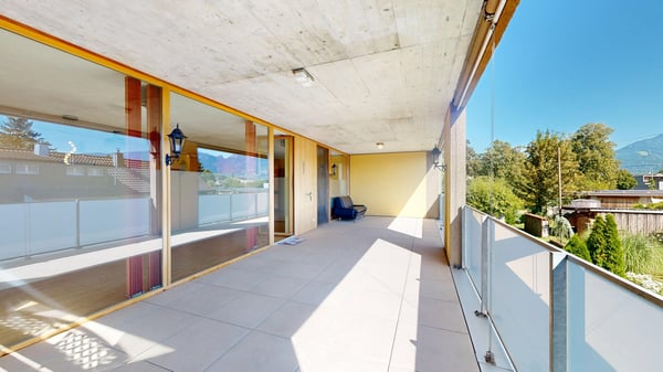 Attraktive 4.5 Zimmer Wohnung mit grossem Balkon 12