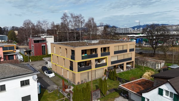 Attraktive 4.5 Zimmer Wohnung mit grossem Balkon 13