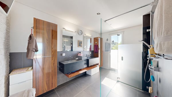 Exklusive 6.5-Zimmer Villa an bevorzugter Lage mit Seesicht 12