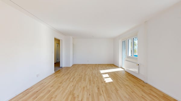 Modernisierte Eigentumswohnung mit 3.5 Zimmern 2