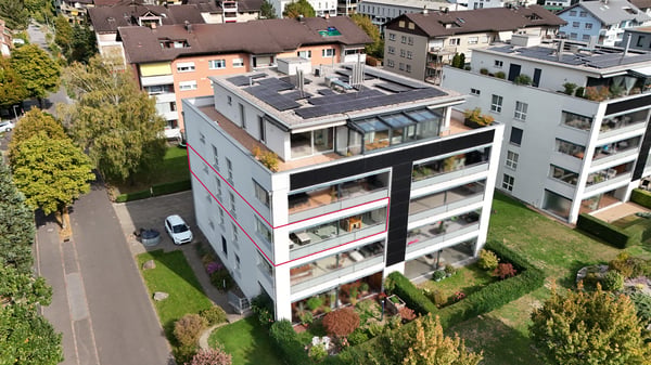 Grosszügige Eigentumswohnung mit tollem Ausblick ins Grüne