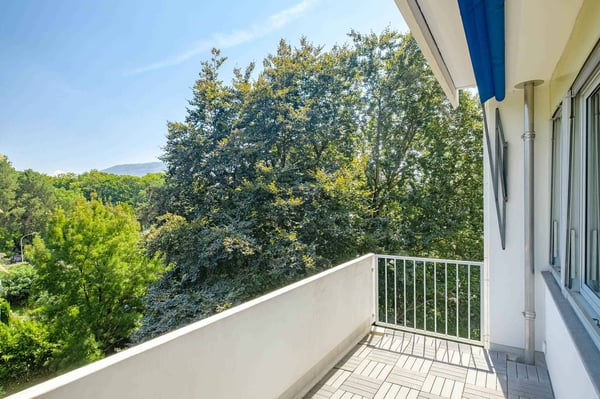 En exclusivité ! Bel appartement de 2 pièces en étage élevé 6