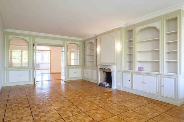 En exclusivité ! Bel appartement de 2 pièces en étage élevé 1