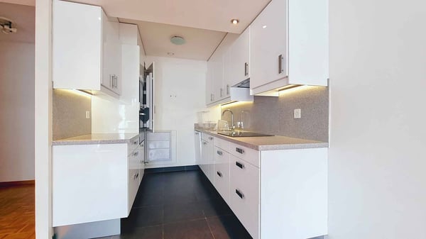 Appartement traversant 1.5 pièces (2 chambres) avec loggia 4