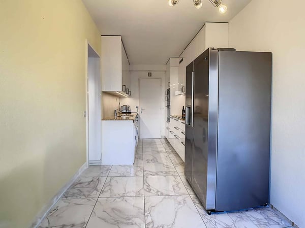 Bel appartement de 1.5 pièces dans un immeuble de standing - loué jusqu'au 11.07.26 4