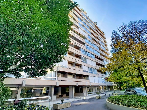 Bel appartement de 1.5 pièces dans un immeuble de standing - loué jusqu'au 11.07.26 1