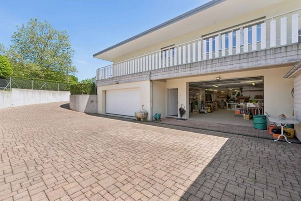 En exclusivité ! Immeuble mixte divisé en deux logements de plain-pied 11