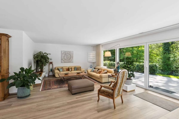 En exclusivité ! Immeuble mixte divisé en deux logements de plain-pied 4