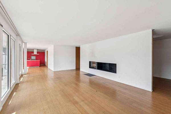 EN EXCLUSIVITÉ ! Magnifique loft en attique de 4 pièces avec terrasse de plus de 80 m² 3