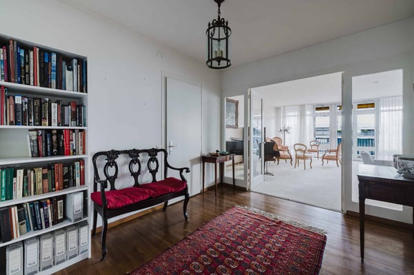 Vaste appartement de 7 pièces au dernier étage - Budé 5