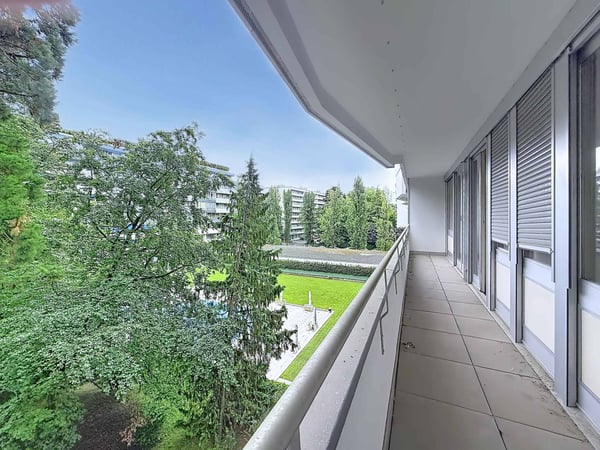 Superbe appartement traversant de 5 pièces à Florissant 2