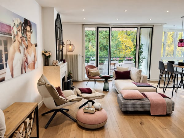 En exclusivité : Elégant appartement traversant de 3 pièces rénové avec balcons 3