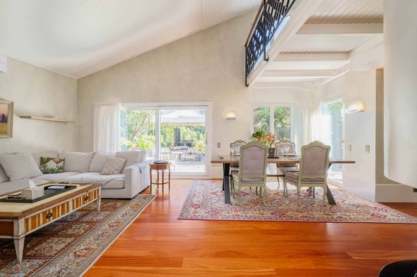 En exclusivité ! Belle maison mitoyenne dans un écrin de verdure 2